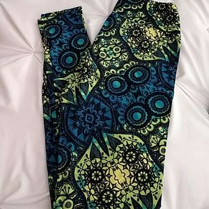 LuLaRoe UNICORN ALERT OS leggings